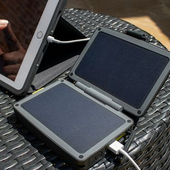 powertraveller-solar-adventurer-ii-solarni-punjac-s-integrir-ptl-sat040_135192.jpg