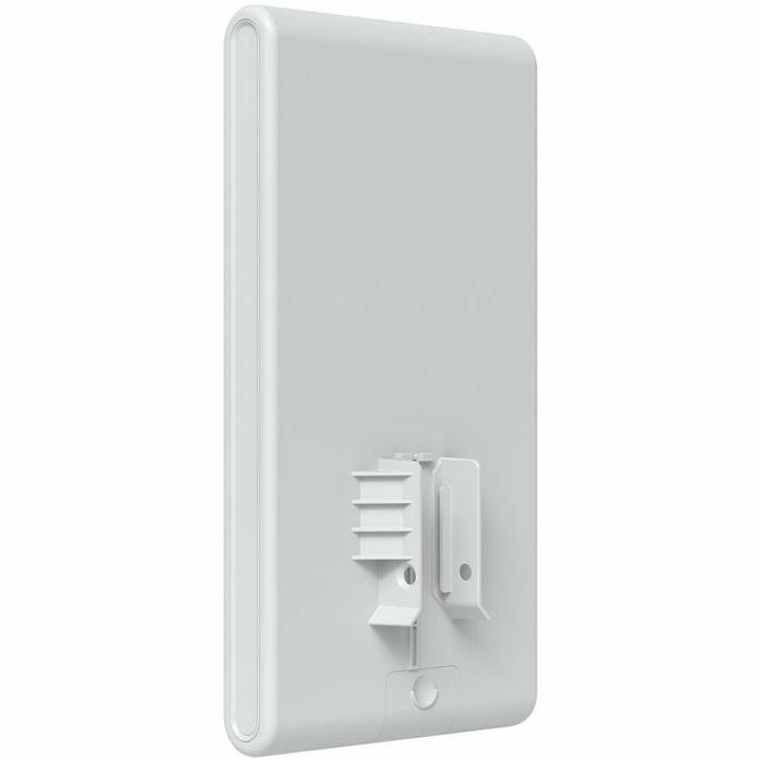 Ubiquiti U6-Mesh-Pro-EU Indoor/outdoor WiFi 6 AP with 4 spatial streams, an integrated super antenna, and a gigabit passthrough port