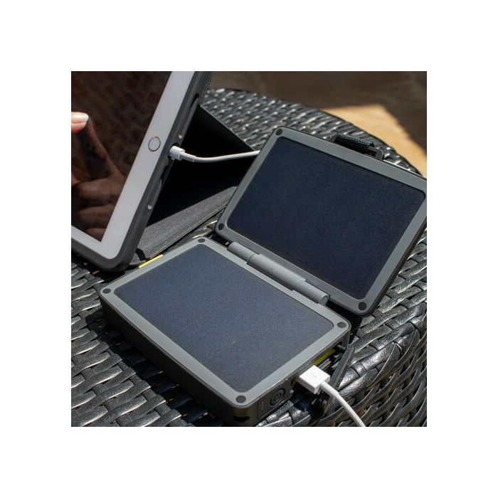 Powertraveller SOLAR ADVENTURER II SOLARNI PUNJAČ S INTEGRIRANOM BATERIJOM